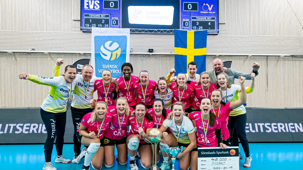 Örebro, med tre Norsjö-fostrade spelare, är ute efter att försvara Grand Prix-titeln. Även Emmy Andersson i Hylte/Halmstad, Johanna Wikberg i Sollentuna och Joel Andersson i Örkelljunga har chansen.