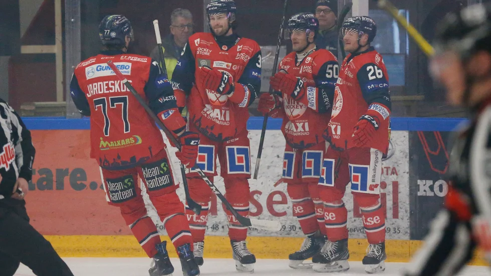 VIK firar efter segern mot Tingsryd