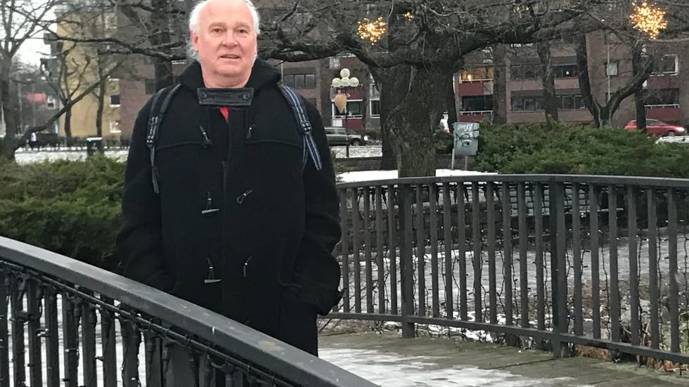 Peter Miretoft har skrivit om sin frus resa in i Alzheimer. "Boken är en hyllning till henne och vår kärlekshistoria.  Men också en protesthandling nu när hon inte längre själv kan uttrycka sig."