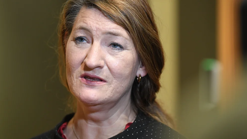 LO-ordföranden Susanna Gideonsson vill att LO-yrken prioriteras i vaccineringen. Arkivbild.