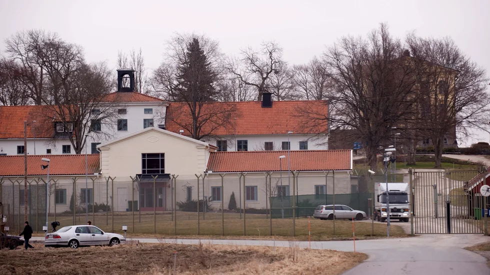Kvinnan dömd för badkarsmordet i Gnesta, avtjänar idag sitt straff på kvinnofängelset Hinseberg. 