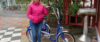Tjuvar stal batteriet från Lisas elcykel