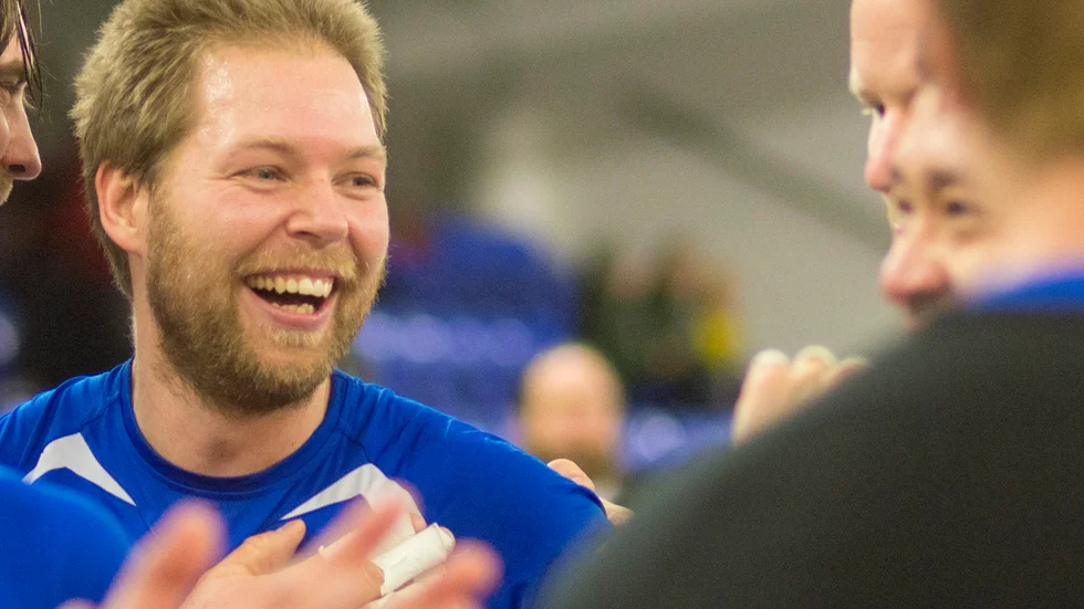 Peter Anundgård är klar för en säsong till i Uppsala Volley.
