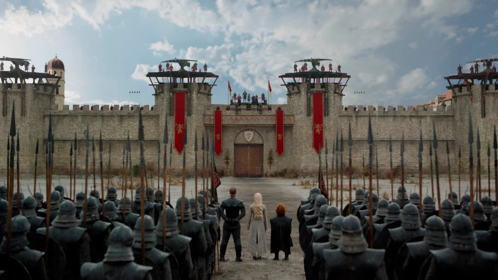 Sverige är nästan ensamt i EU om att inte ha produktionsrabatter för film- och tvinspelningar, vilket tros vara ett skäl till att HBO-serien Game of Thrones valde bort Gotland som inspelningsplats.