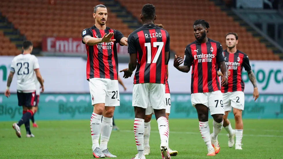 Zlatan Ibrahimovic, vänster, visade vägen i Milans 4–2-seger i en träningsmatch mot Serie C-laget Novara. Arkivbild.