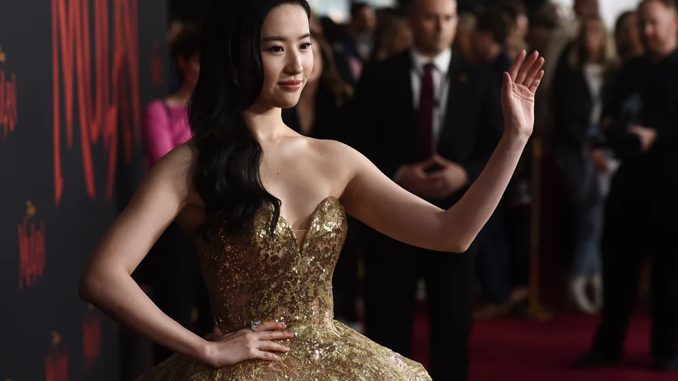 Liu Yifei spelar huvudrollen i Disneys "Mulan". Arkivbild.