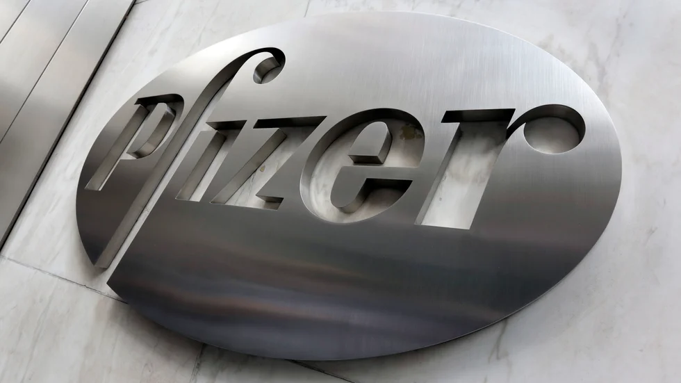 Pfizer hoppas kunna lämna nya besked om ett covid-19-vaccin inom kort. Arkivbild.