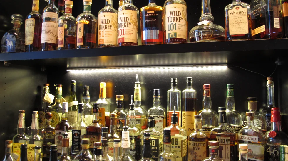 Ingen alkoholservering på krogen efter midnatt i Norge, meddelar hälsoministern.