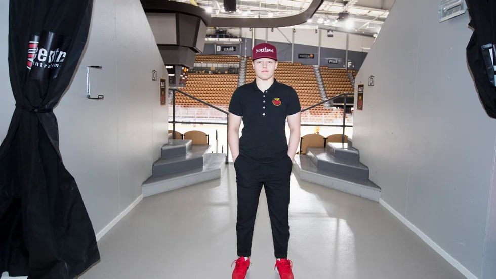 Viivi Vainikka hoppas kunna ta nästa steg i sin utveckling i storklubben Luleå Hockey/MSSK.
