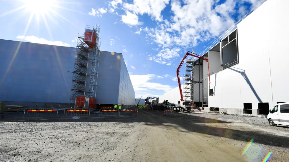 Northvolt ett växer fram i Skellefteå. Det är Northvolts första batterifabrik. Innan året är slut ska det offentliggöras var fabrik nummer två ska byggas.