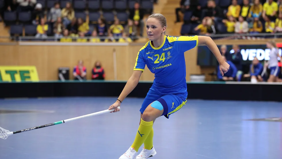 U19-landslagsspelaren Ebba Bognesand värvades från RIG Umeå i våras. I söndagens träningsmatch mot Nacka utgick hon med en befarad korsbandsskada.
