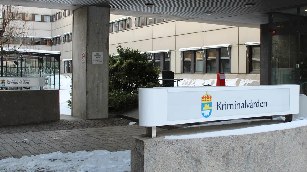 Kriminalvårdsverket i Norrköping måste betala straffavgift för en felaktig upphandling av urinprovsstickor.