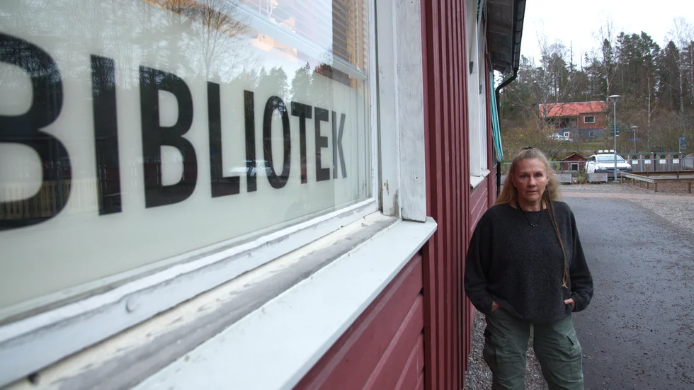 Anne Säbom jobbar som bibliotekarie på biblioteket i Mölnbo, ett kombinerat skol- och folkbibliotek.