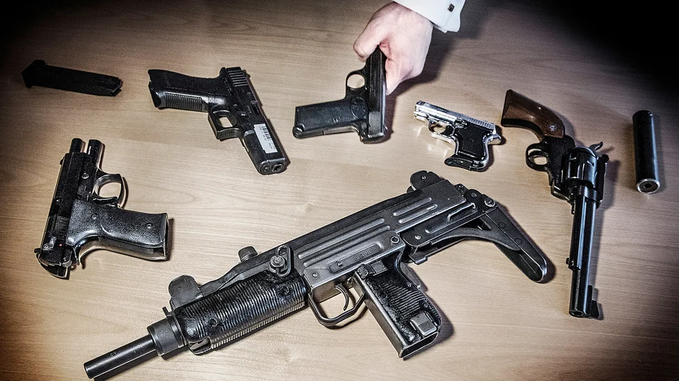 När politikerna skärper lagstiftningen tycks brottsligheten öka, menar skribenten.