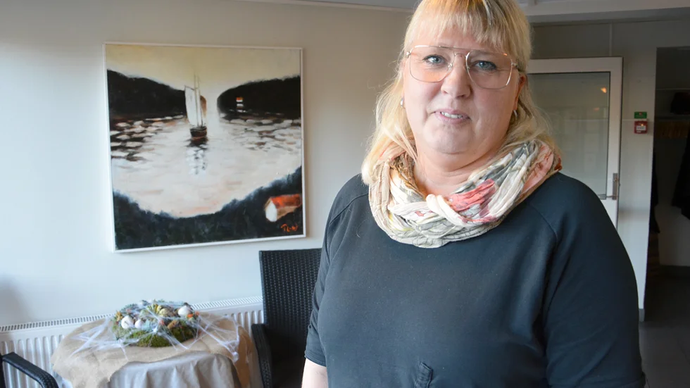 Ann-Sofie "Fia" Wilensjö berättar att programmet stödjs av Vuxenskolan och Sparbanksstiftelsen.