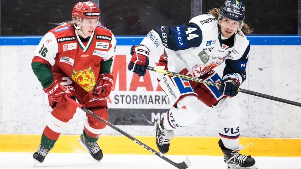 Axel Jonsson-Fjällby gjorde två mål i senaste VIK-matchen mot Mora.
