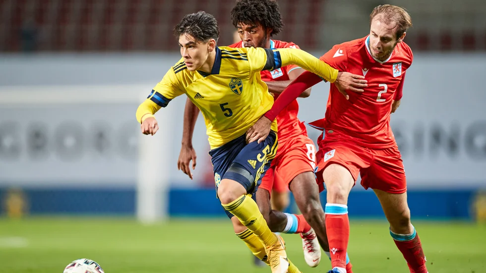 U21-landslagets Eric Kahl under matchen mot Luxemburg. Arkivbild.