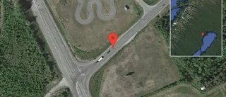 Broöppning ger stopp i trafiken på väg 506
