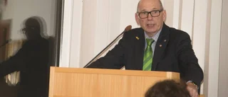 Klartecken till försäljning av halva byggnaden