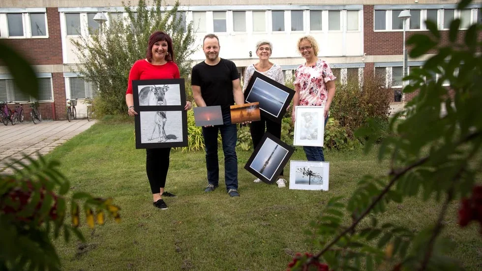 Fotointresset förenar kvartetten med kollegor. Elisabeth Nyström, Ulf Gustafsson, Ina Järlesjö och Mona Norman. Nu utmynnar deras hobby i en utställning på kommunen.