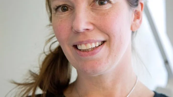 ”Vi lägger en stor vikt vid att idéerna presenteras på ett bra sätt. Bra idéer måste få ett bra ansikte”, säger Linda Ökvist Johansson, utbildare vid Teknikens hus.