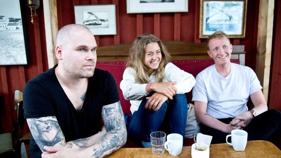 Trots att endast en handfull låtar är färdigskrivna har Vågorna redan hunnit släppa en singel och blivit utvald till Veckans Färsking i P4. Från vänster: Marcus Eriksson, Sofia Wellborg, Kristoffer Jonsson.