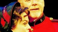 Stefan Persson och Linda Söderholm, soldater i armén, alltså med det bästa uppsåt.