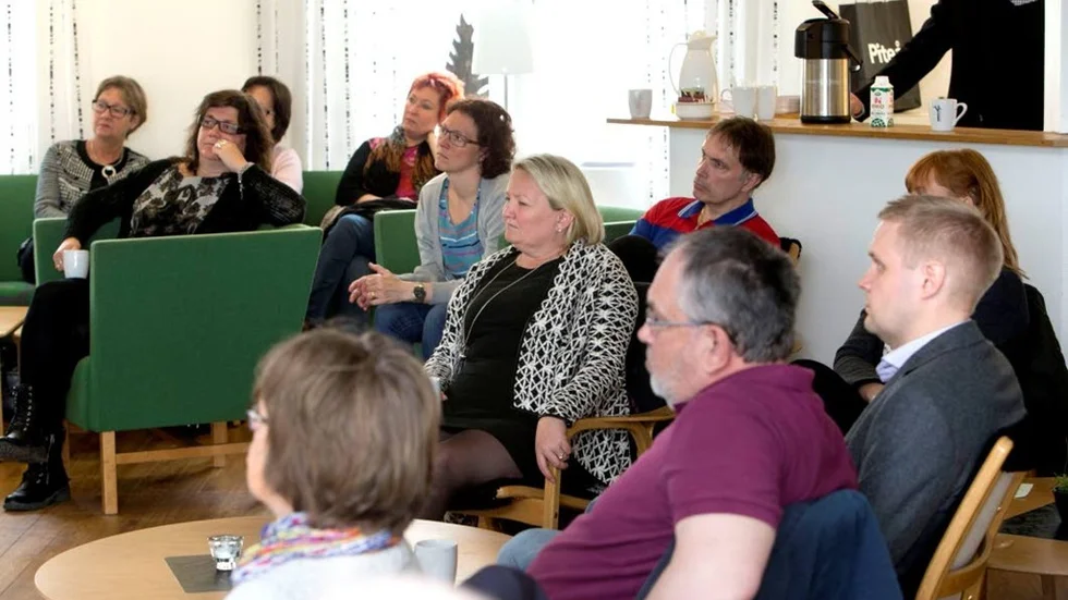 Kommunfolk, handlare och fastighetsägare, infann sig i Vardagsrummet på måndagen, för att diskutera parkeringssituationen i centrala Piteå.