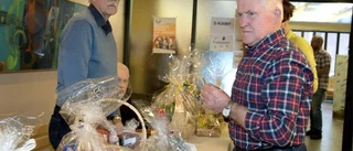 Fika och full rulle i kyrkan