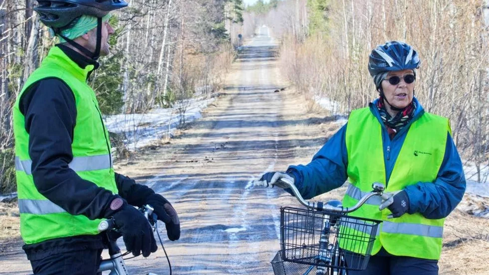 Mikael Granberg och Inger Maude cyklar ofta och gärna. Med mitträcke på E4 kommer de att undvika att cykla där och istället försöka hitta alternativa vägar.