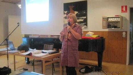 Marlene Grimm från Folktandvården, höll föreläsning om munhygien och tandhälsa.