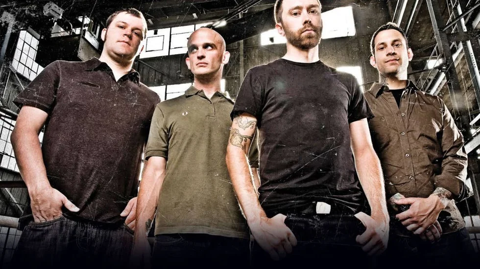 Rise Against.