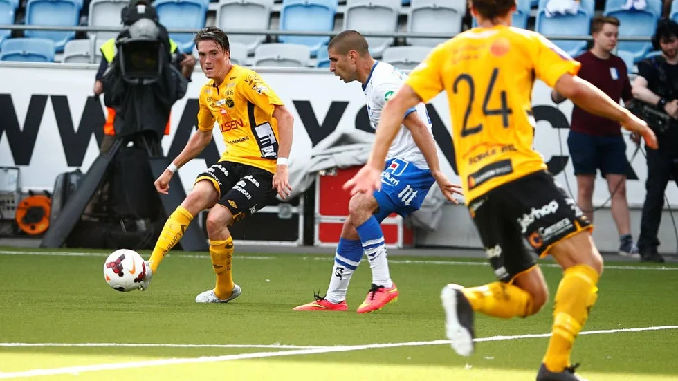 Rawez Lawan och IFK ligger under på Borås Arena.