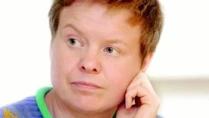 Åsa Domeij, miljöpartist som avslutade sin föräldraledighet lagom till riksdagens julledighet. 
FOTO: PRESSENS BILD