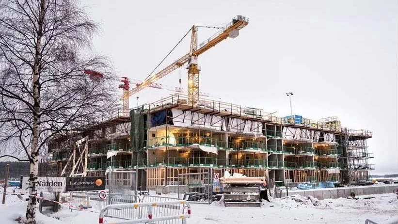 Änglavakt. Robert Johansson föll fyra våningar och klarade sig med lindriga skador. (Arkivbild)