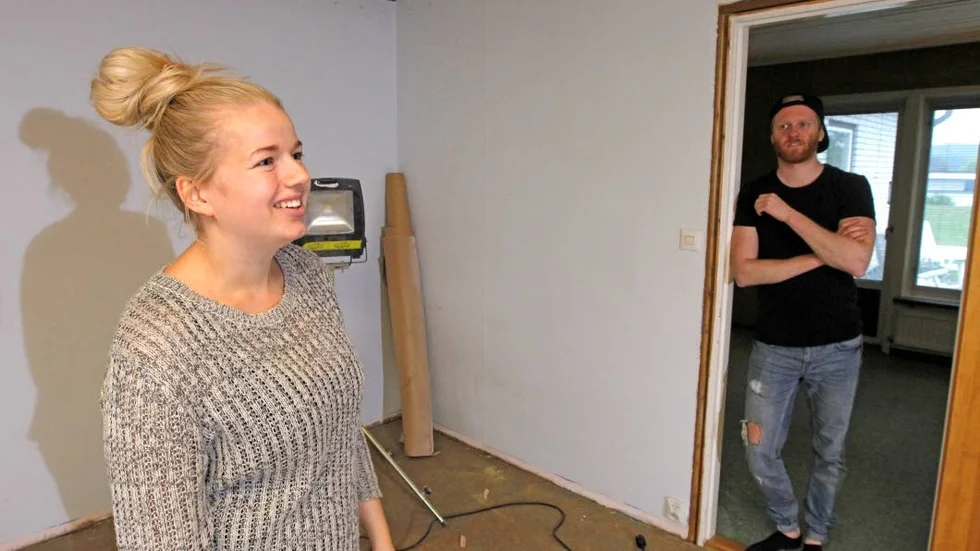 Full fart. De flyttade in för knappt en månad sedan. Sedan dess har det varit fullt upp.