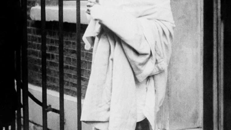 Mahatma Gandhi 1931. Den 1 oktober är det vegetariska dagen. Gör som Gandhi, skippa att äta djur, tycker Hanrik Scheutz.