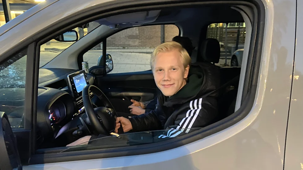 Pelle Hansson är inne på femte säsongen med SIBK: "Vägen mellan Södertälje och Strängnäs kan jag nästan utantill."