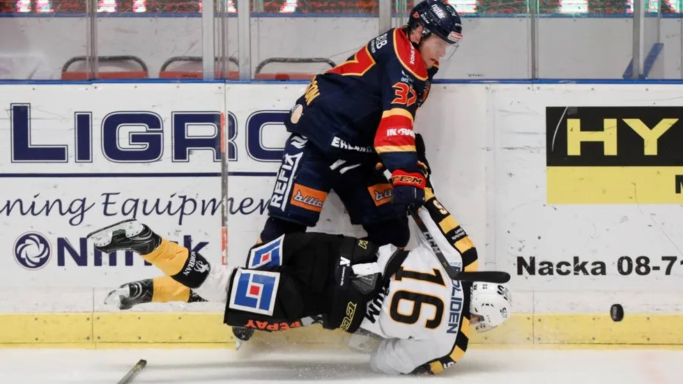 PÅ FALL: Djurgården fick Skellefteå på fall i i början av matchen.