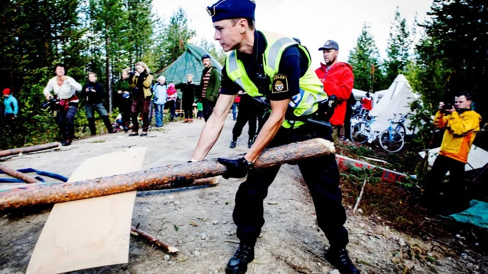Protesterna var omfattande 2013, när det brittiska gruvbolaget Beowulf för tredje gången försökte provbryta järnmalm i Kallak väster om Jokkmokk. Arkivbild.