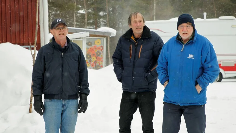 Grannar. Harry Hedkvist, Thomas Wiklund och Evald Karlsson tror att Orezone vill göra sig pengar på Laver.