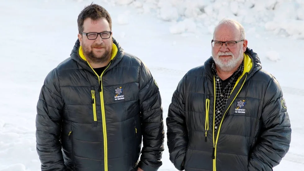 Fullt upp. VM-generalen Tobias Eklund och ÄMS klubbordförande Arne Lind har många bollar i luften.