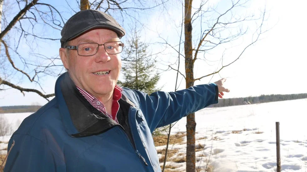 VINDRKAFT. Markägaren Staffan Risberg vill gärna ha de 25 vindkraftverken utanför Blåsmark. "Och det är märkligt att inte Piteå kommun velat delta i samråd", säger han.