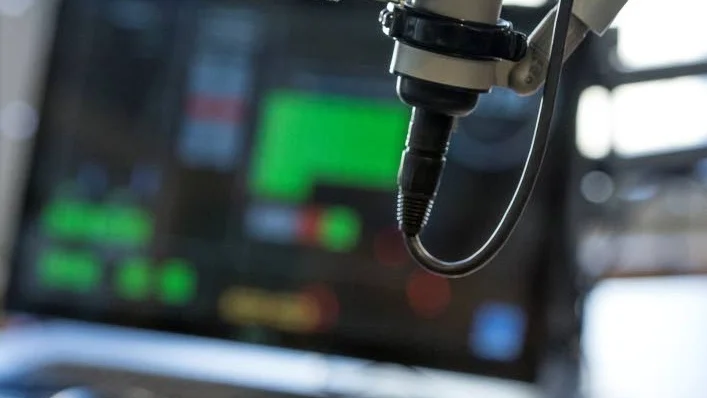 PiteFM. Studenterna på universitetet sänder studentradio varje dag på 92,8mhz.