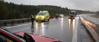 Miljon-Porsche krockade på E4 vid Norsholm