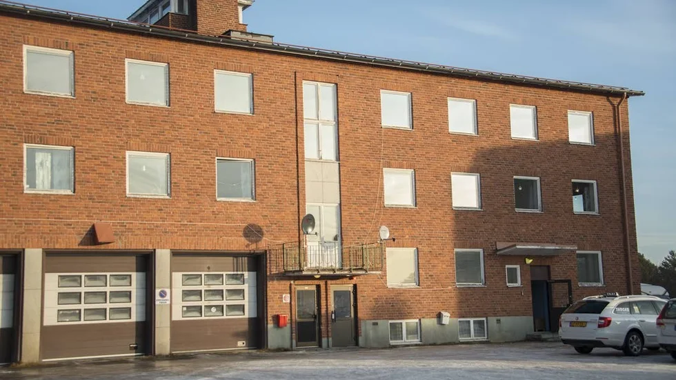 Nya besked. Hvb-hemmet Nasti var tänkt att avvecklas under januari, men nya besked från Migrationsverket gör att det kanske kommer vara verksamt ett tag till. "Vi betalar ändå hyra några månader till, så kanske några kommer att bo där", säger kultur- och integrationschef Kristina Grubbström.