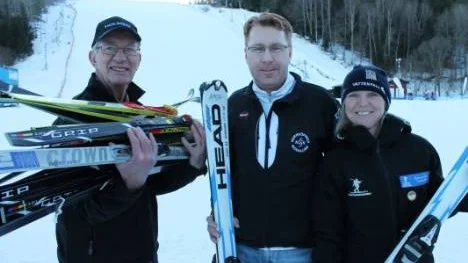 - Vi är redo inför en ny omgång av Alla på snö! Det lovar från vänster Evert Elgefjord, OK Kolmården, Fredrik Söderlund, NSK och Marianne Gutsch, Friluftsfrämjandet.