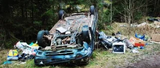 Skogen förvandlad till olaglig soptipp