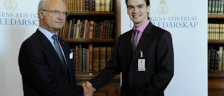 Dolphins Admir fick stipendium av Carl Gustaf