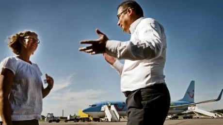 Flygplatschefen Mari Torstensson och Fritidsresors Sverigechef Bassam el Mattar är väldigt entusiastiska inför den storsatsning som ska göras på charter från Norrköping. Foto: Henrik Witt